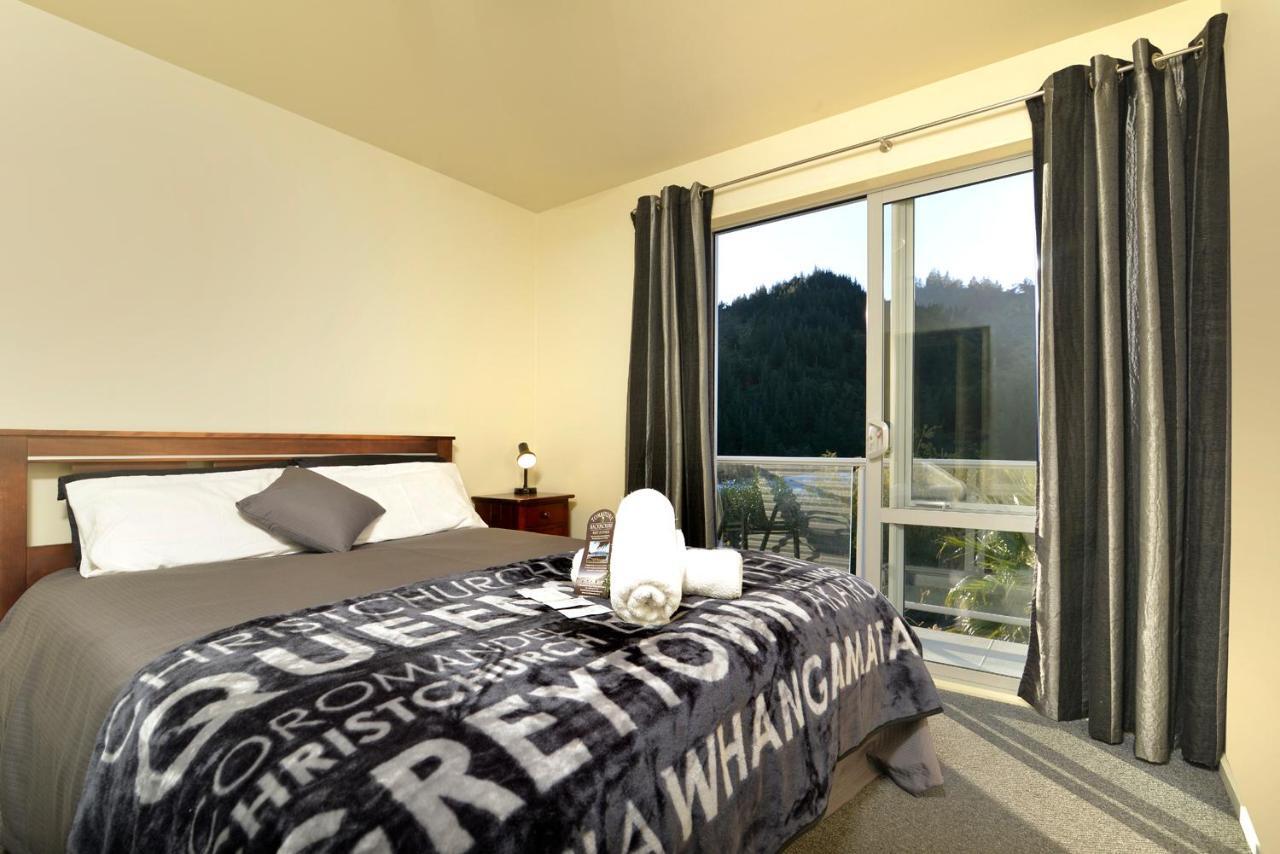 Tombstone Motel, Lodge & Backpackers Picton Eksteriør billede